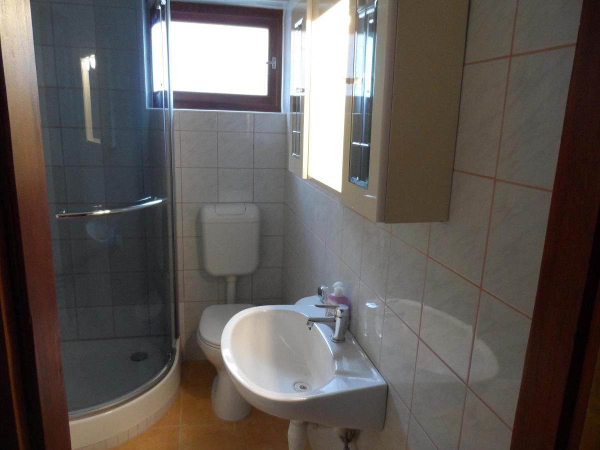 Apartman Berki Heviz Ngoại thất bức ảnh