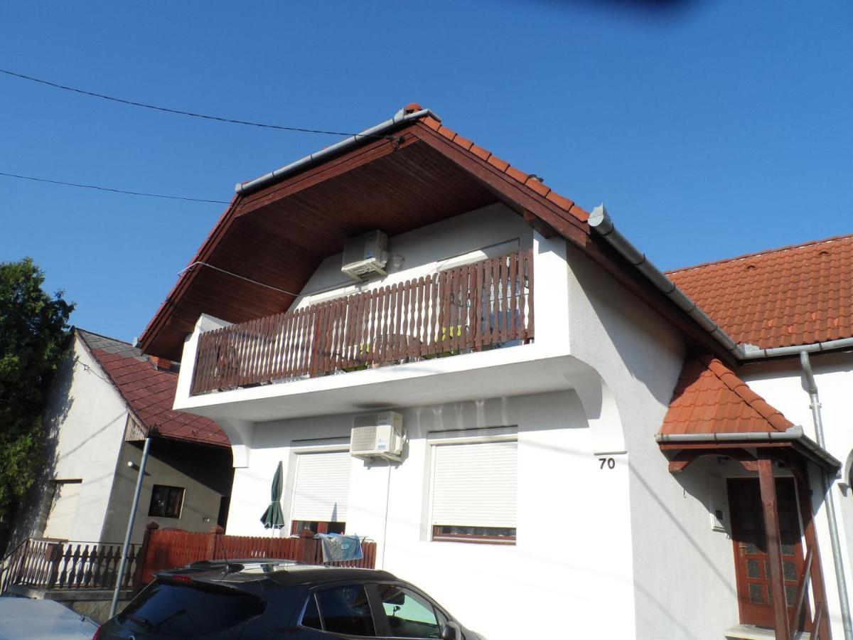 Apartman Berki Heviz Ngoại thất bức ảnh
