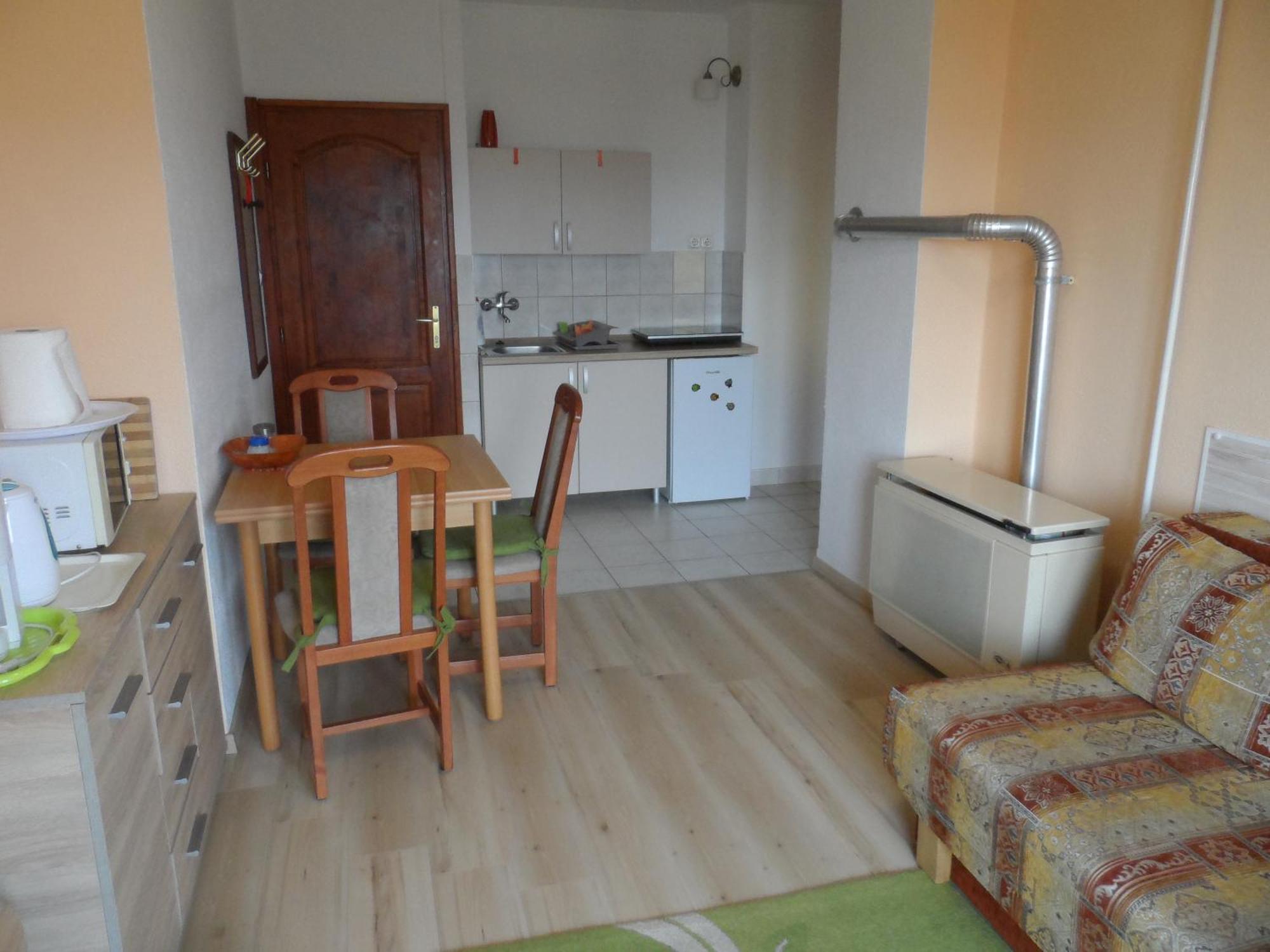 Apartman Berki Heviz Ngoại thất bức ảnh